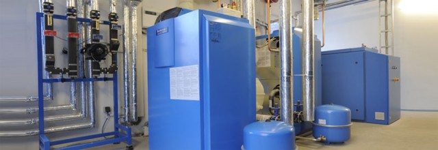 Zentrale für Heizungs- und Warmwassergewinnung als langlebige und energiekostenoptimierte Lösung